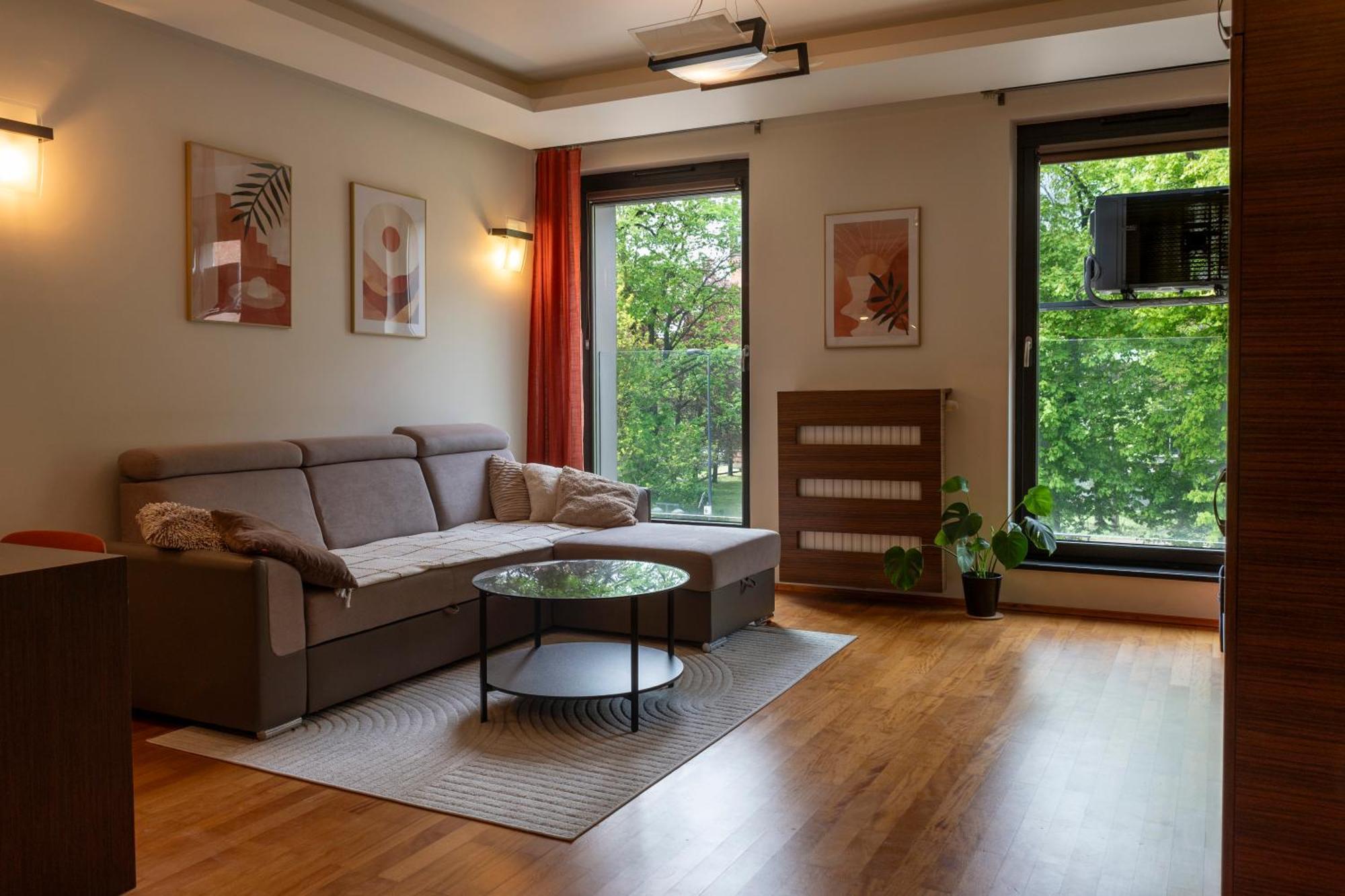 Glowny - Parking, Workspace - By Rentujemy Apartment Krakau